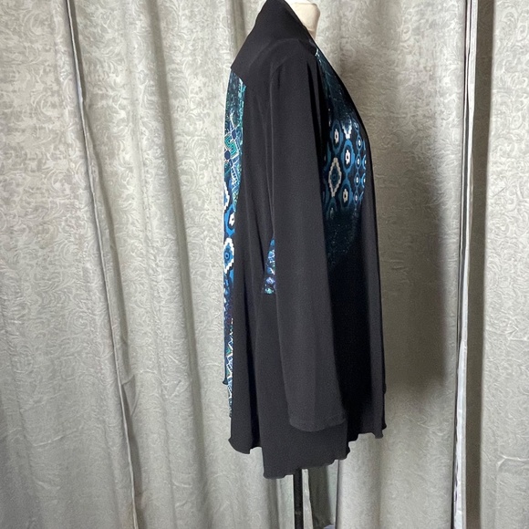 Women’s “N Touch XL Open Front Black/Blue Top - Picture 4 of 12